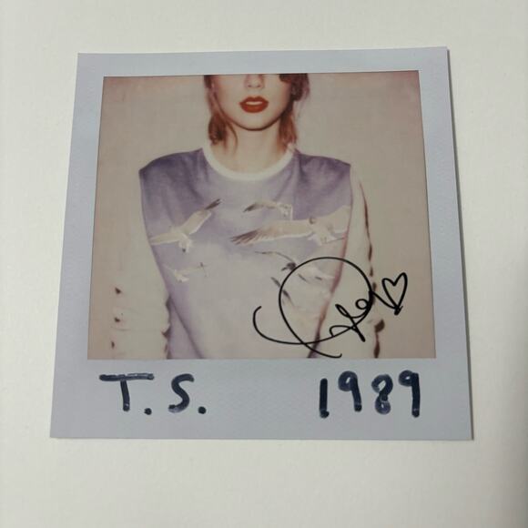 Fanmade Taylor Swift Signed CD Print Set (Reprints) - Picture 6 of 16
